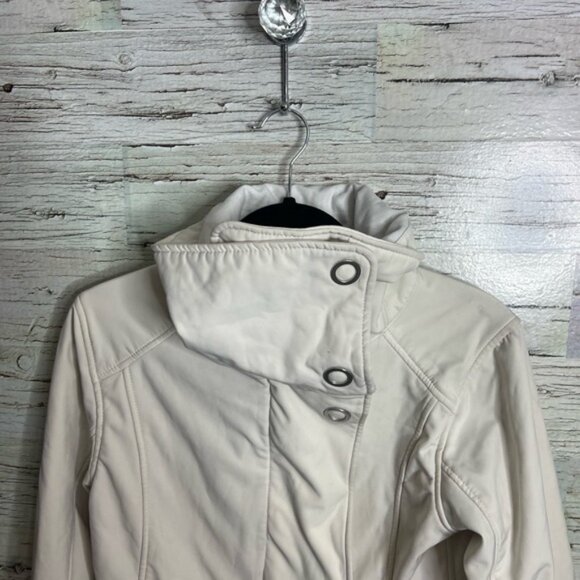 Betty Rides Snowboard Ski Jacket Barbie white small S Outdoorsy - Picture 3 of 7